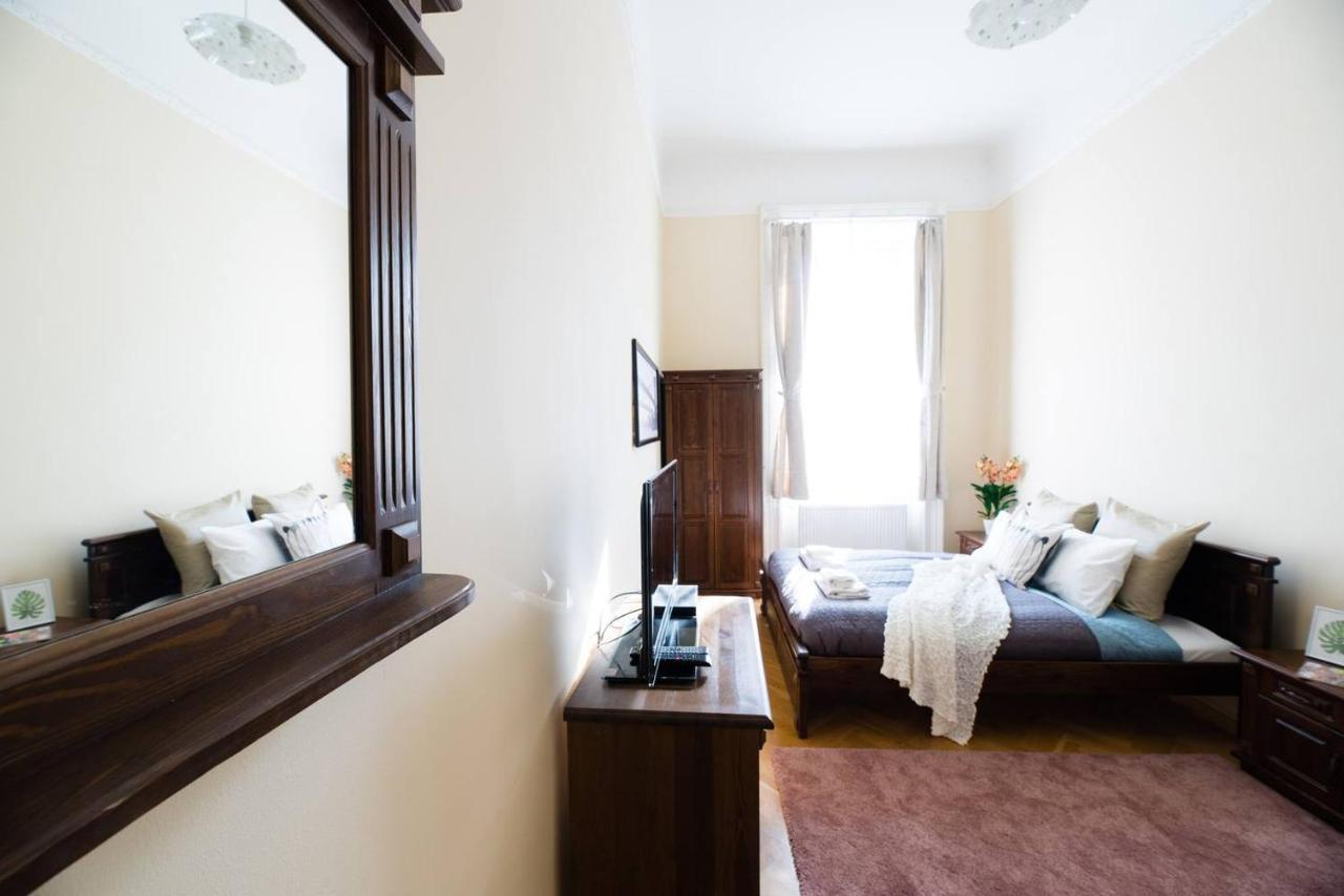 Central Bright And Spacious With 3 * Budapešť