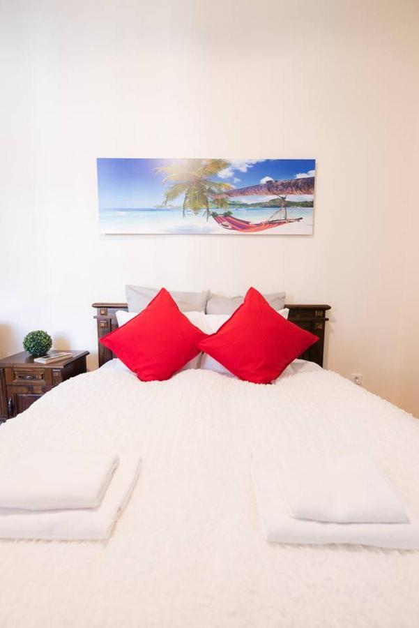 Lejlighed Central Bright And Spacious With 3 *