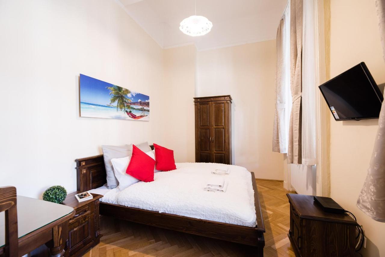 Lejlighed Central Bright And Spacious With 3 *